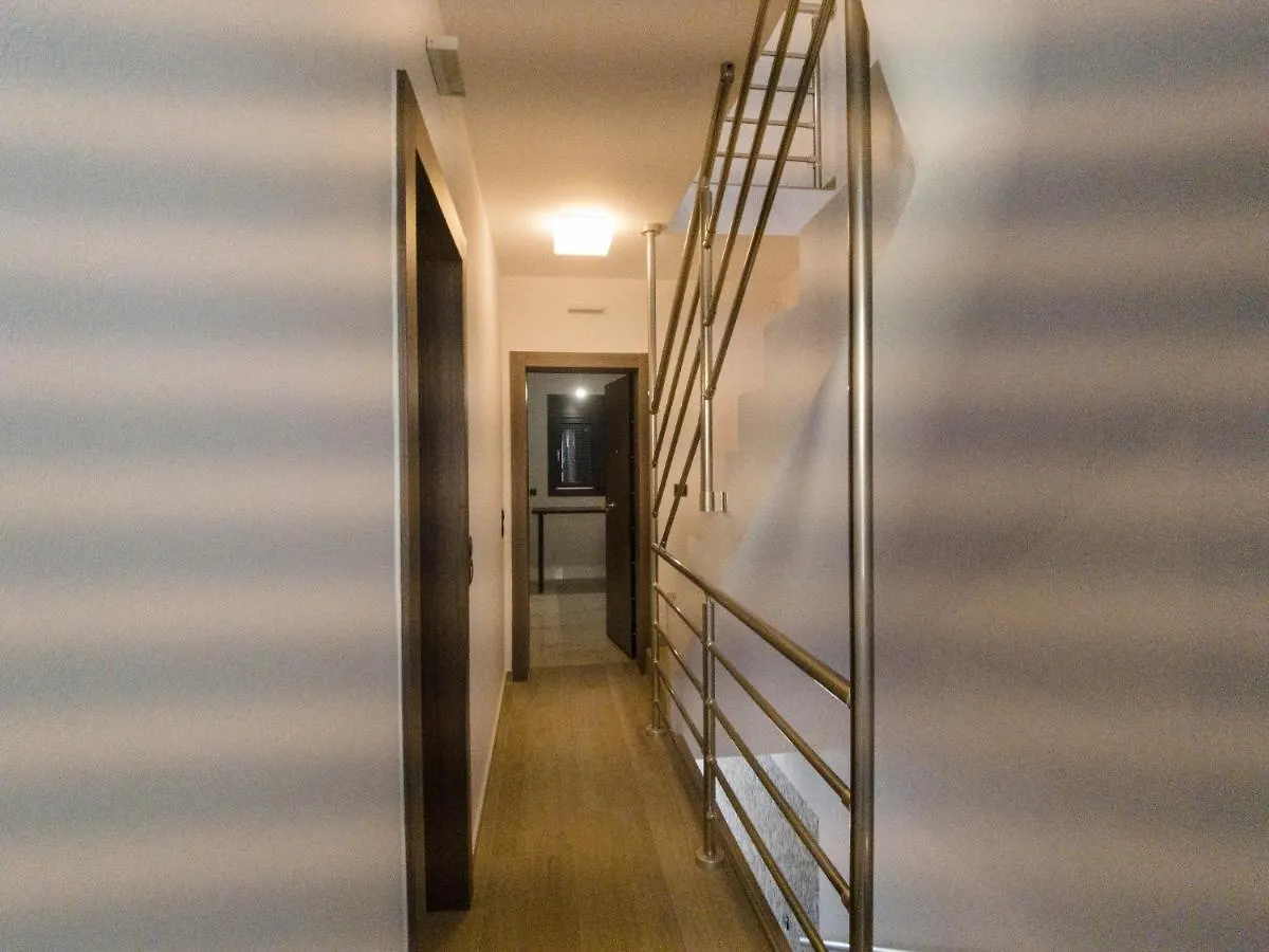 ארגוסטולי Elite Luxury Apartments