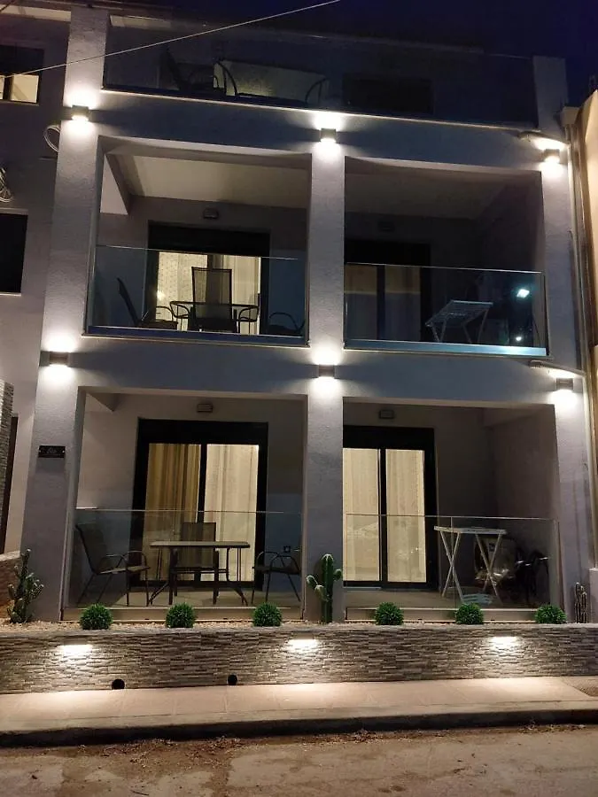 ארגוסטולי Elite Luxury Apartments